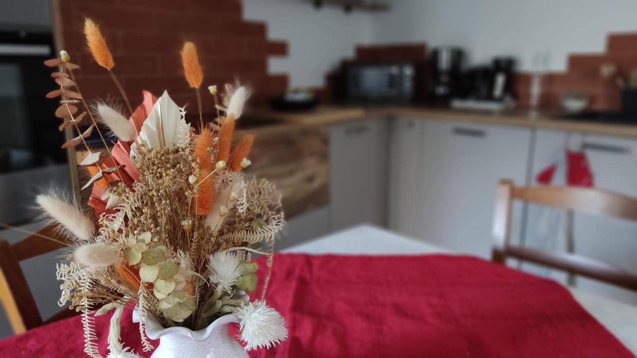 Petite Pause A Pourrieres, Appartement 40M2 Dış mekan fotoğraf